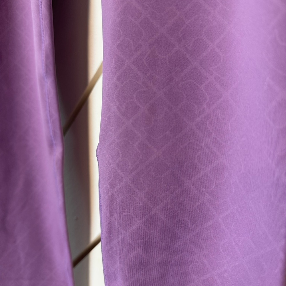 SHEFIT - Boss Leggings - Violet Mist - Picture 2 of 11